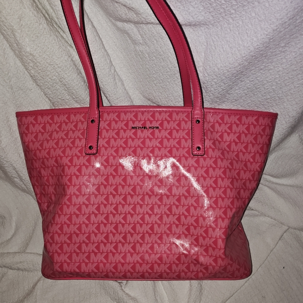 New Michael Kors Carter Shoulder bag